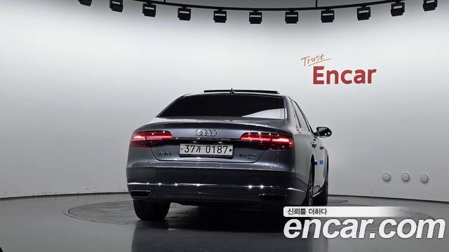 Audi A8 2016 — photo 4