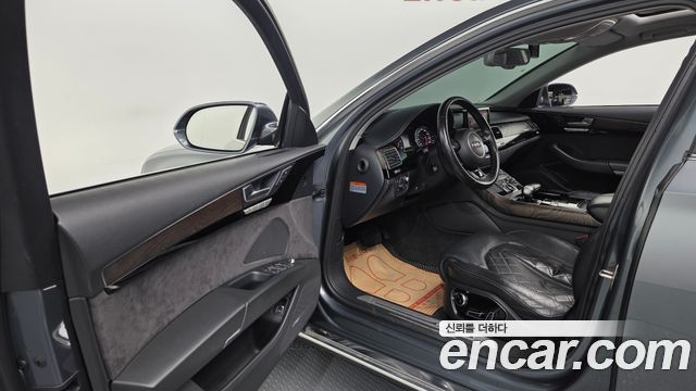 Audi A8 2016 — photo 10