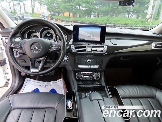 Mercedes-Benz CLS-Class 2015 — photo 7