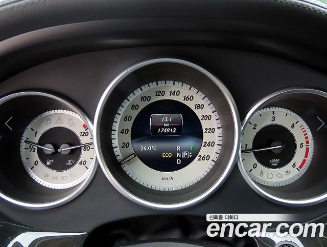 Mercedes-Benz CLS-Class 2015 — photo 9