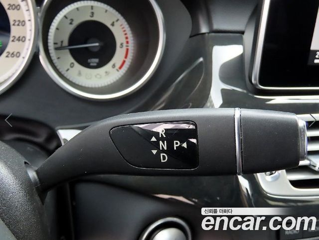 Mercedes-Benz CLS-Class 2015 — photo 10