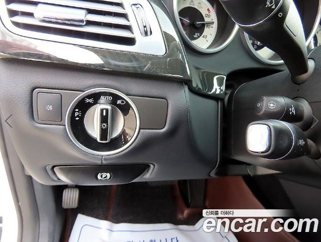 Mercedes-Benz CLS-Class 2015 — photo 12