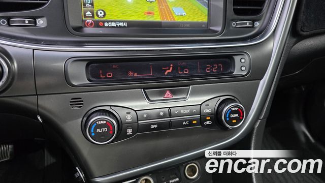 Kia K5 2014 — photo 17