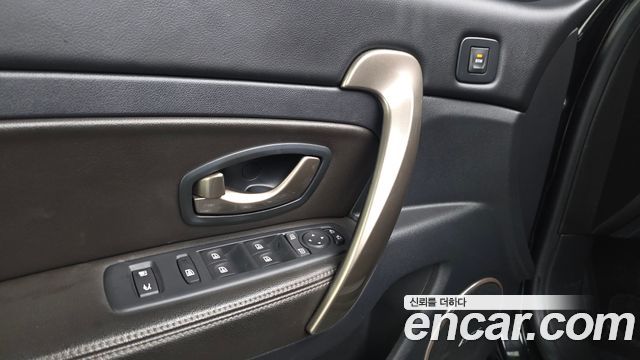Renault Korea SM5  2016 — photo 14
