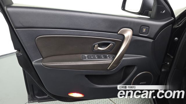 Renault Korea SM5  2016 — photo 28