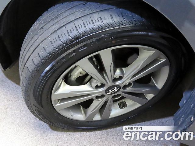Hyundai AVANTE 2016 — photo 5