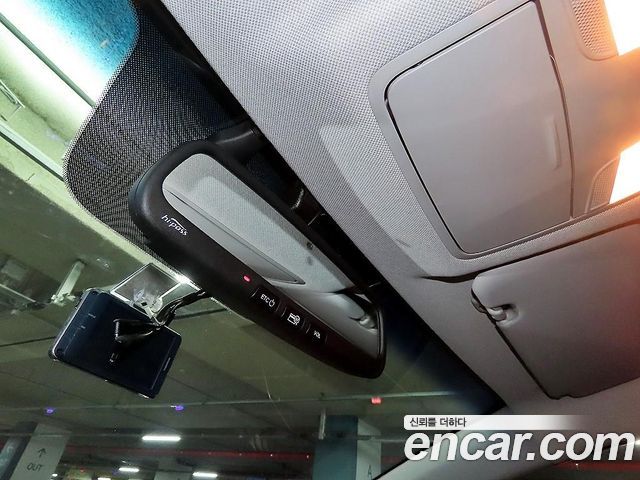 Hyundai AVANTE 2016 — photo 15