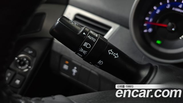 Hyundai AVANTE 2012 — photo 23