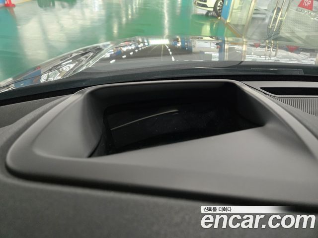 Land Rover Range Rover Evoque 2025 — photo 4