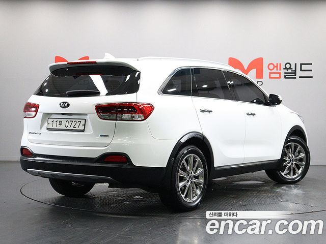 Kia Sorento 2016 — photo 3