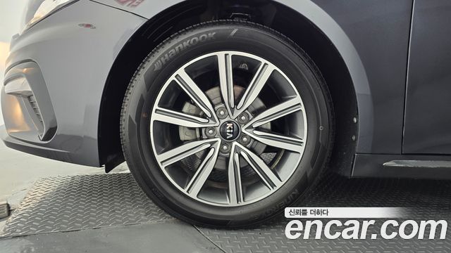 Kia K5 2019 — photo 5