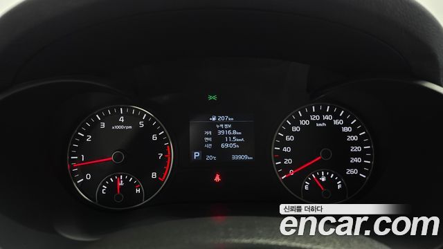 Kia K5 2019 — photo 8