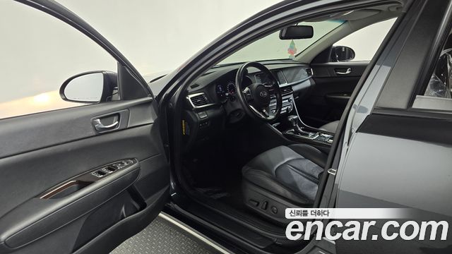Kia K5 2019 — photo 10