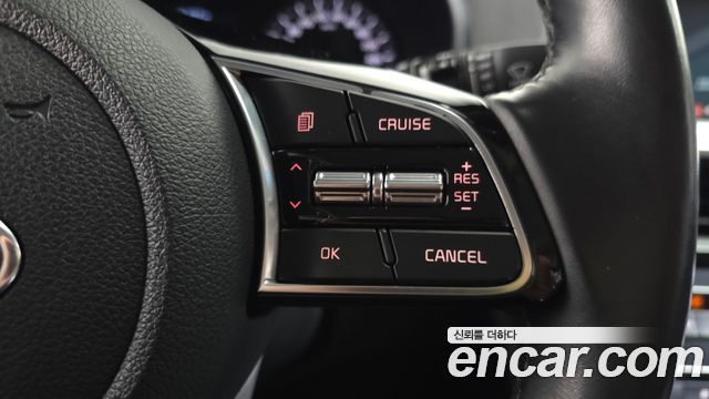 Kia K5 2019 — photo 17