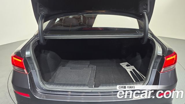 Kia K5 2019 — photo 18