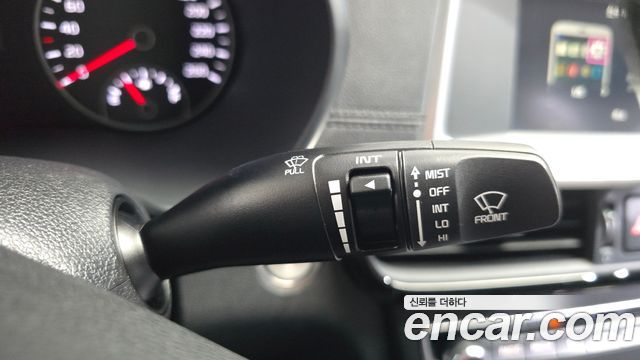 Kia K5 2019 — photo 20