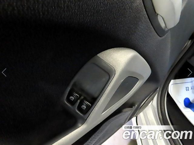 Smart Fortwo 2012 — photo 11