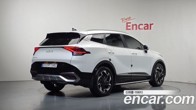Kia Sportage 2023 — photo 2
