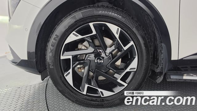Kia Sportage 2023 — photo 5