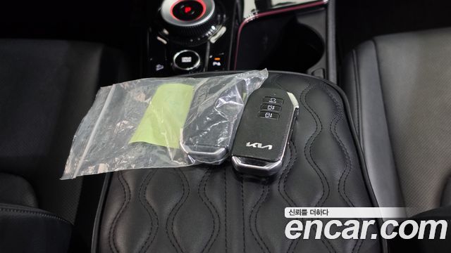 Kia Sportage 2023 — photo 23
