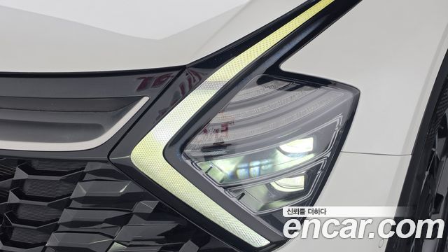 Kia Sportage 2023 — photo 8