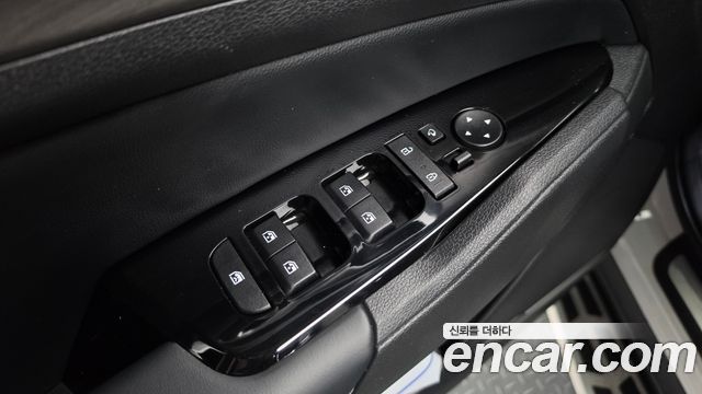 Kia Sportage 2023 — photo 40