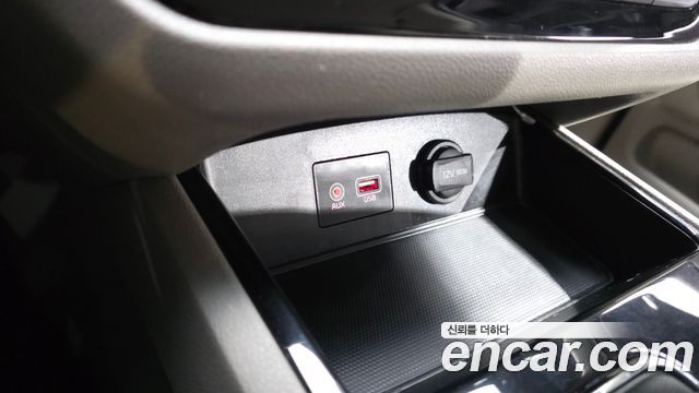 Kia Canival 2020 — photo 18