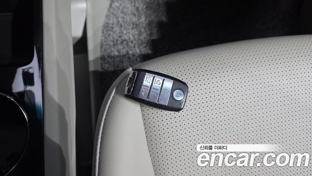 Kia Canival 2020 — photo 22