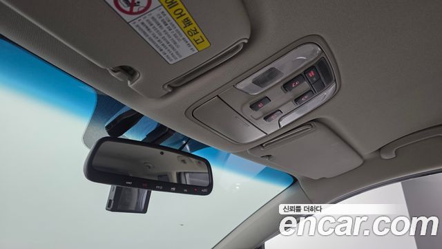 Kia Canival 2020 — photo 24