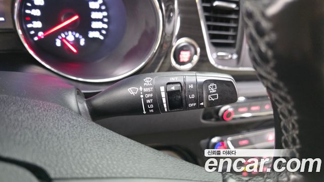 Kia Canival 2020 — photo 27