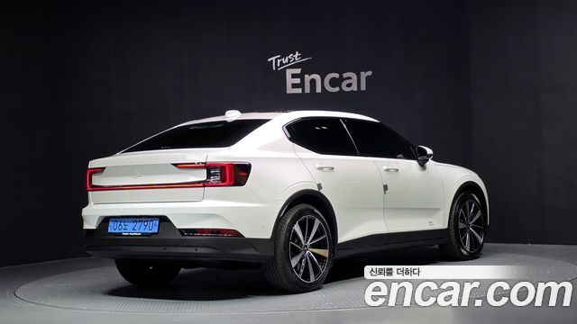 Polestar Polestar 2 2022 — photo 2