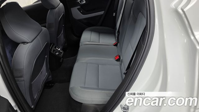Polestar Polestar 2 2022 — photo 16