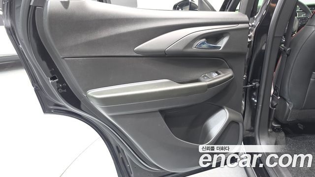 Chevrolet Korea Trailblazer 2022 — photo 15