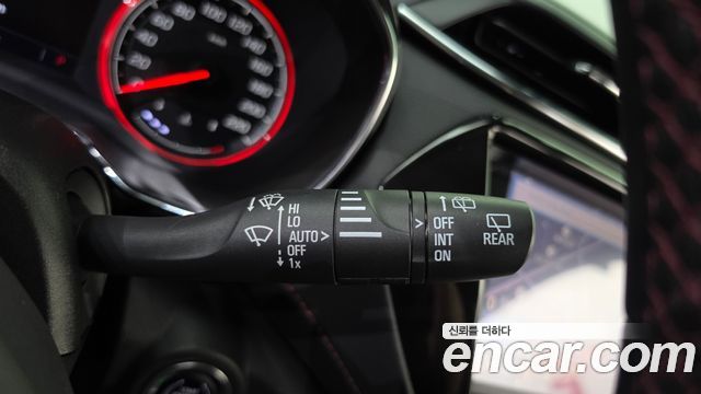 Chevrolet Korea Trailblazer 2022 — photo 30