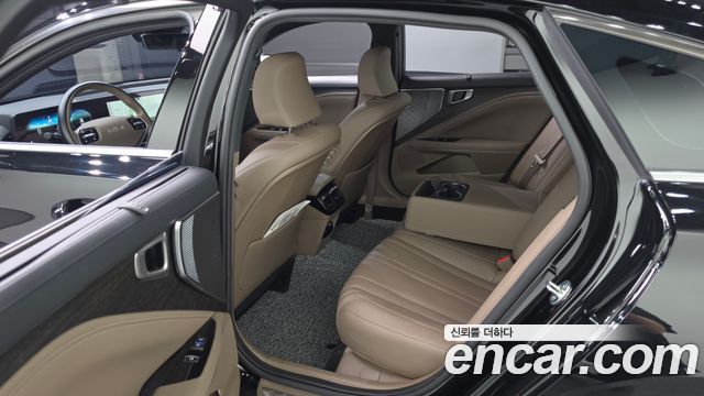 Kia K8 2022 — photo 11