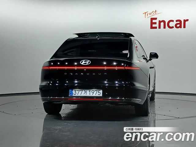 Hyundai Grandeur 2023 — photo 4