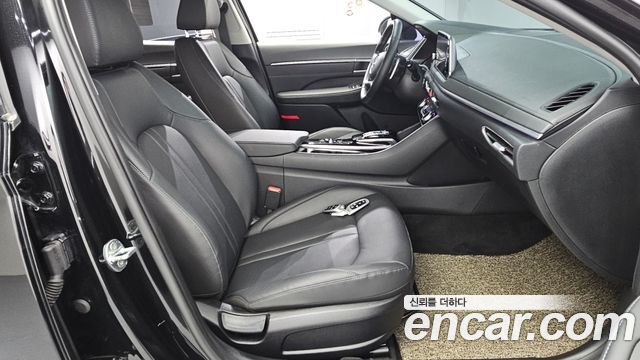 Hyundai Sonata 2022 — photo 12