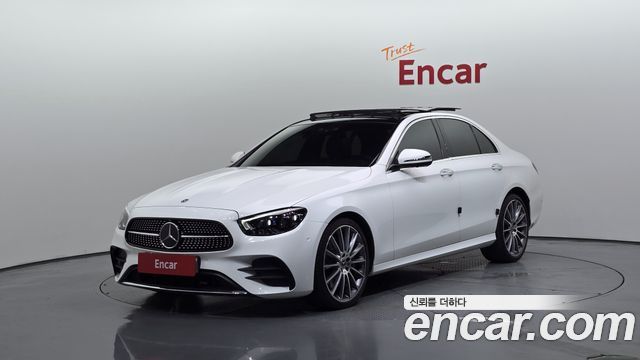 Mercedes-Benz E-Class 2022 — photo 1