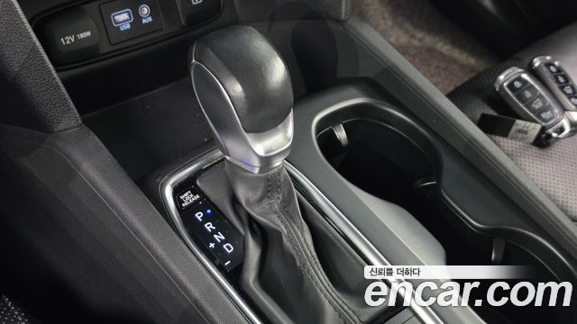 Hyundai Santafe 2019 — photo 12