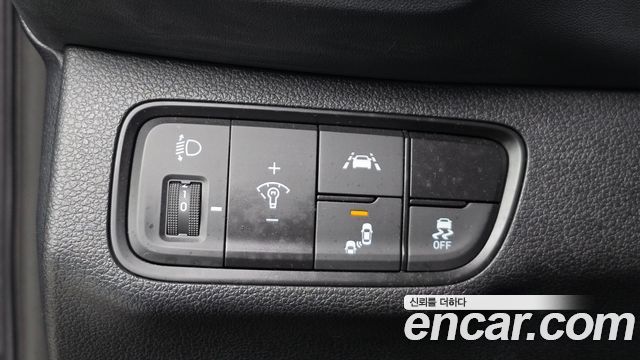 Hyundai Santafe 2019 — photo 18