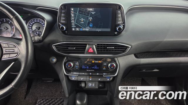 Hyundai Santafe 2019 — photo 22