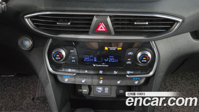 Hyundai Santafe 2019 — photo 24