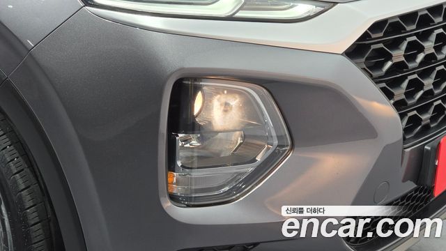 Hyundai Santafe 2019 — photo 8