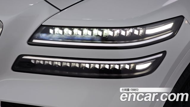 Genesis GV80 2025 — photo 8