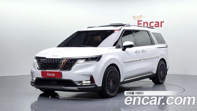 Kia Canival 2022 — photo 1