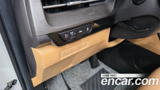 Kia Canival 2022 — photo 23