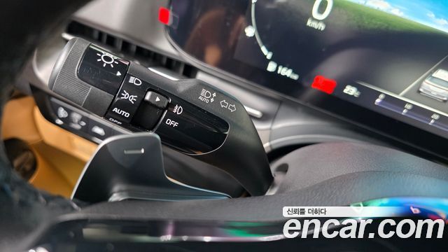 Kia Canival 2022 — photo 26