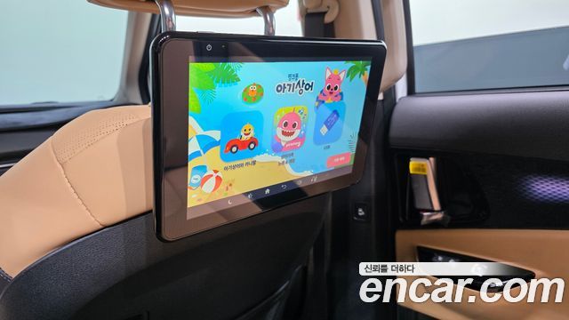 Kia Canival 2022 — photo 33