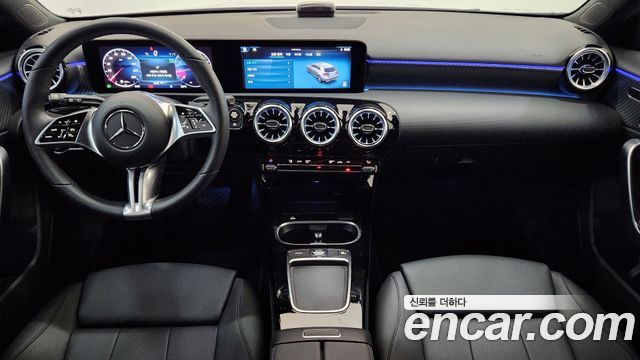 Mercedes-Benz A-Class 2026 — photo 7
