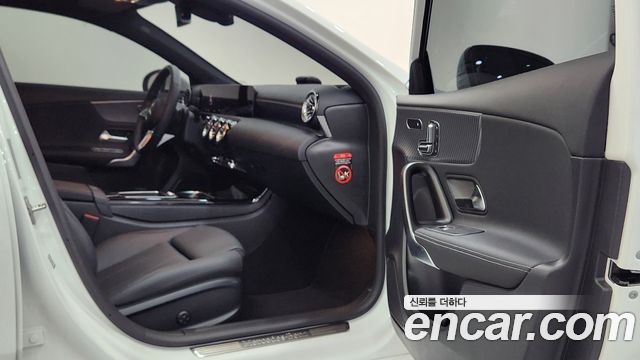 Mercedes-Benz A-Class 2026 — photo 11